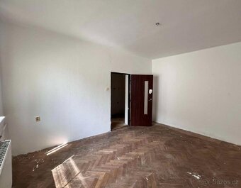 PRODEJ BYTU HOŠTEJN, 2+1 - 6