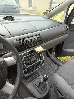Ford galaxy - 6
