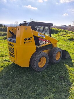 Smykový nakladač Case XT 60 strongco - 6