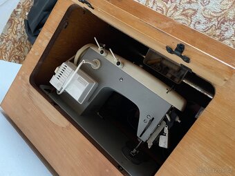 Šicí stroj - 6
