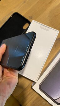 iPhone XR 64GB černý - 6