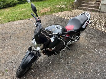 Suzuki GSR 600 - 6