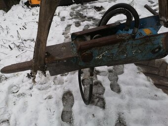 Hydraulické bourací kladivo Krupp HM135, pro stroje-nosiče 2 - 6