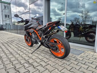 KTM 890 Duke R - 6