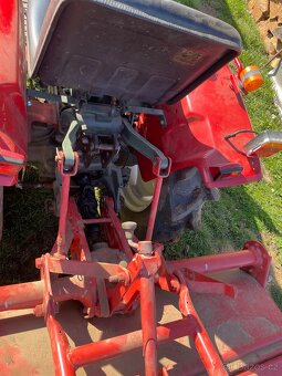 Traktor s rotovatorem - 6