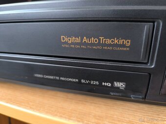 SONY SLV 225 - 6