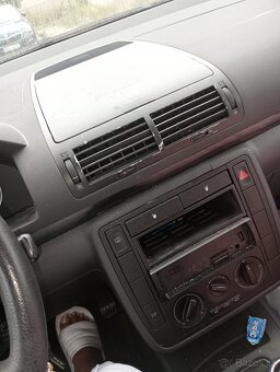 Prodám Volkswagen Sharan, r.v 2003 - 6