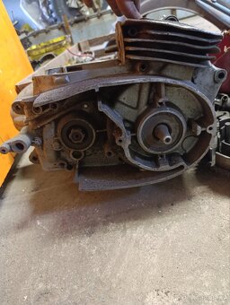 Díly z motorky Jawa - 6