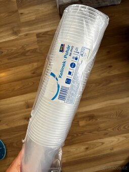 Jednorázové příbory,talířky,brčka,ubrousky - 6