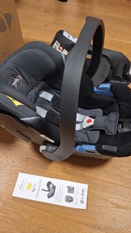 Vajíčko Cybex Aton 5 se základnou - 6