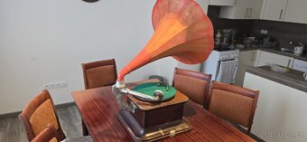 Gramofon s troubou starožitnost - 6
