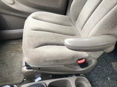 Chrysler Voyager 2,5CRD 2004 105kW ENJ - JEDE, DILY - 6