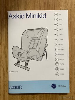Autosedačka AXKID Minikid 0-25 kg protisměrná - 6