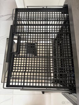 Myčka Electrolux vestavná 65cm KESC9200L - 6