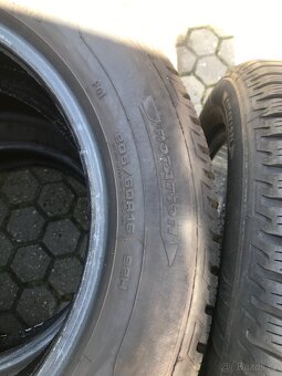 Zimní pneu 205/60/16 - 6