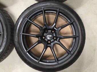 lehčená ATS Racelight 8,5x19" 5x112 ET30 s pneu 225/40 R19 - 6