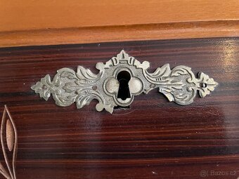 Starožitná komoda - 6