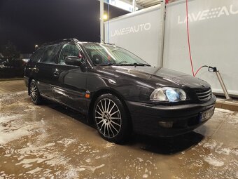 Toyota Avensis t22 - 6