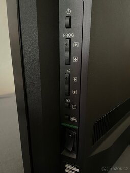 Sony KDL 40NX705 - 6