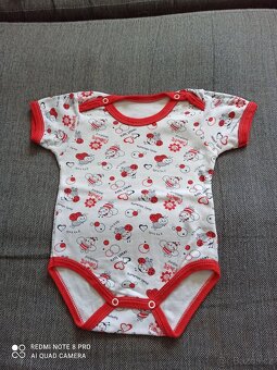 8x Body velikost 74 - 6