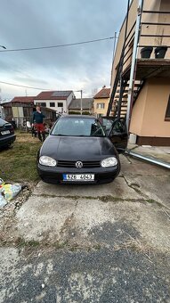 Prodám Golf IV 1.4 16V benzín - 6