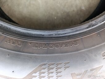 pneumatiky Bridgestone turanza 215/60/17. vzorek 5 mm. - 6