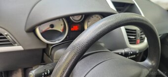 Peugeot 207 1.4i - 6