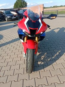 Honda CBR Fireblade 1000 RR-R SP 2022. 218 PS - 6