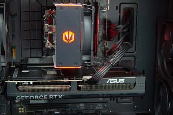 HAL3000 - i5 14400F / 64G RAM/ 4TB SSD / GeForce RTX5070 12G - 6