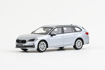 Škoda Superb IV Combi (2023) 1:43 Abrex - 6