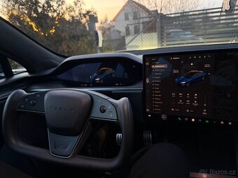 Tesla Model S 493W Long Range Pano DPH Yoke - 6