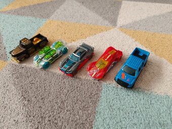 Hot Wheels dráha a auta - 6
