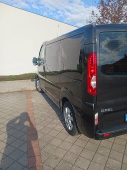 Opel Vivaro 2,5 CDTI - 6
