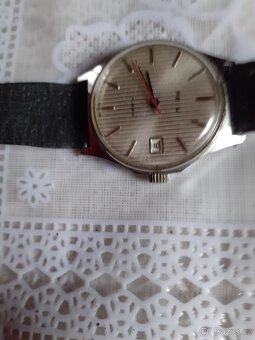Retro hodinky prim pyžamo - 6