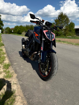 KTM 1290 DUKE R - 6