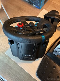 Herní volant Logitech G29 + řadící páka - 6