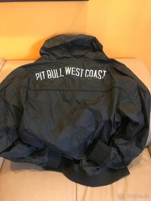 Pit a Amst - 6
