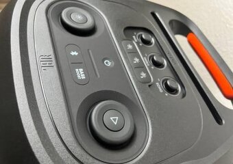 JBL 710 - 6