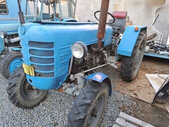 Traktor Zetor 3013 do sadu či vinic. - 6