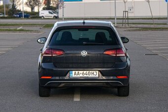 Volkswagen Golf e Šedá/ sivá - 6