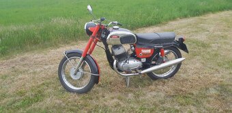JAWA 350/362 CALIFORNIAN IV - 6
