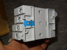 DC 1000V Izolator Odpojovac Vypinac pro FVE solarni panely - 6