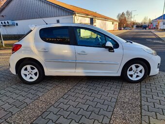 Peugeot 207 Envy Edition 1,4i, 2012, Panorama - 6