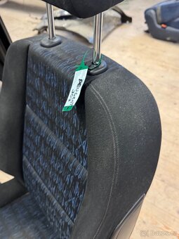 Peugeot 307, řidičova sedačka, sedadlo - 6