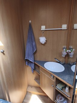 Karavan ADRIA 432 PX s elektrickými pojezdy - 6