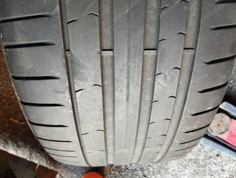 235/45/19 255/55/19 285/45/20 315/35/21 275/35/22 kusovka - 6