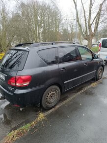Toyota Avensis Verso r.v. 2003 benzín - 6