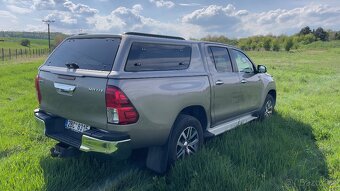 Toyota Hilux 2,4 110kw 4x4 - 6
