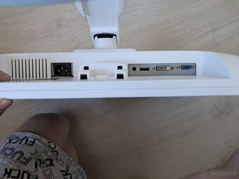 Monitor LG - 6