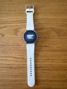 Chytré hodinky Samsung Galaxy Watch 6 40mm LTE zlaté - 6